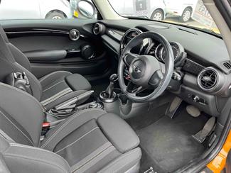 2014 Mini Cooper - Thumbnail