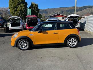 2014 Mini Cooper - Thumbnail