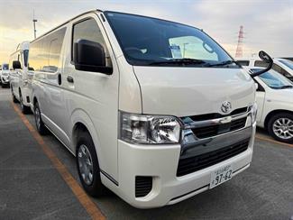 2025 Toyota HiAce - Thumbnail