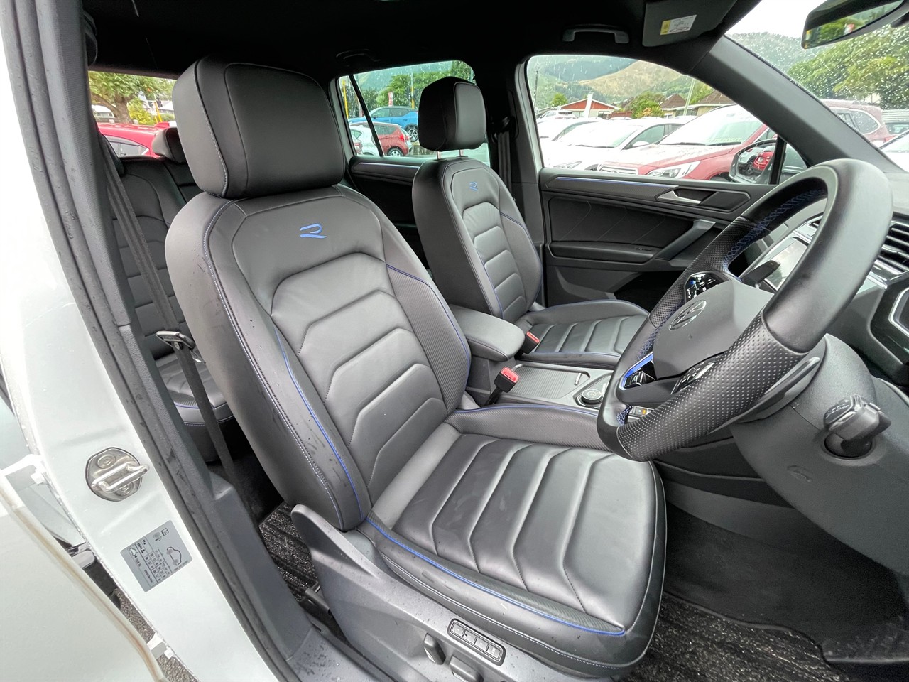 2023 Volkswagen Tiguan R