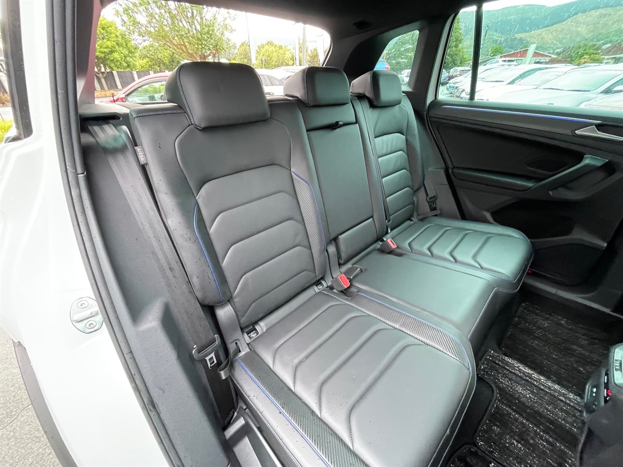 2023 Volkswagen Tiguan R