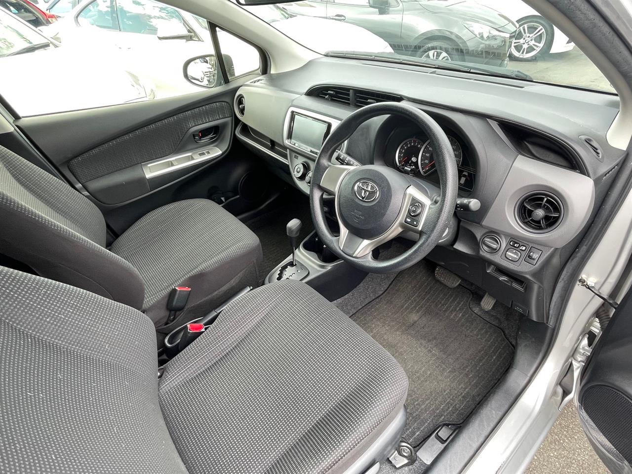 2016 Toyota Vitz