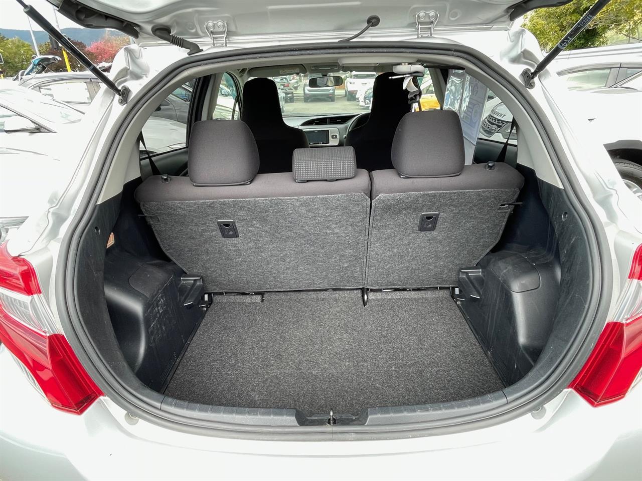 2016 Toyota Vitz