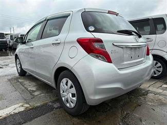 2016 Toyota Vitz - Thumbnail