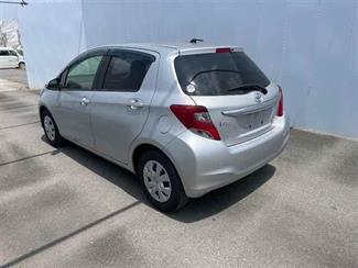2016 Toyota Vitz - Thumbnail