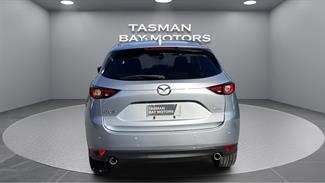 2017 Mazda CX-5 - Thumbnail