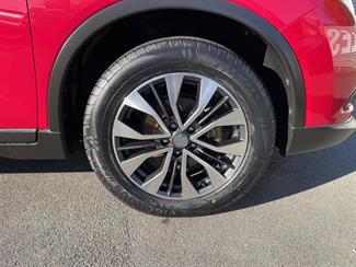 2013 Nissan X-Trail - Thumbnail