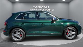 2018 Audi SQ5 - Thumbnail