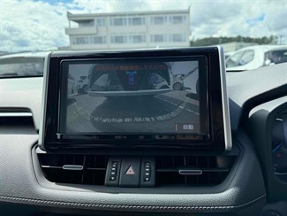 2020 Toyota RAV4 - Thumbnail
