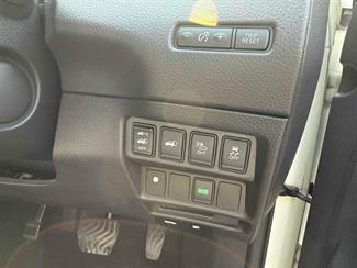2016 Nissan X-Trail - Thumbnail