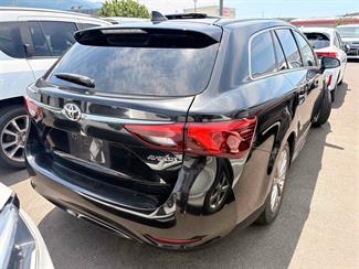 2016 Toyota Avensis - Thumbnail