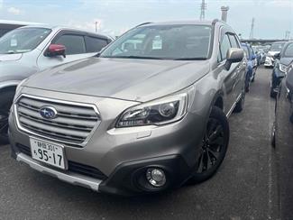 2015 Subaru Outback - Thumbnail