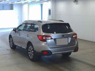 2015 Subaru Outback - Thumbnail