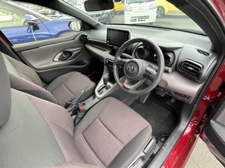 2021 Toyota Yaris - Thumbnail