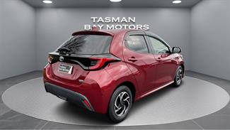 2021 Toyota Yaris - Thumbnail