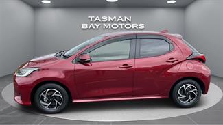 2021 Toyota Yaris - Thumbnail