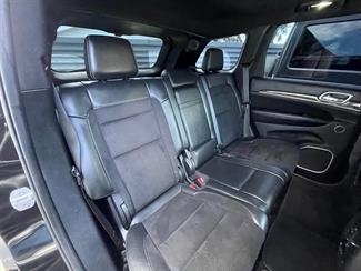 2015 Jeep Grand Cherokee - Thumbnail