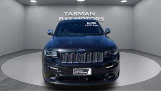2015 Jeep Grand Cherokee - Thumbnail