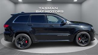 2015 Jeep Grand Cherokee - Thumbnail