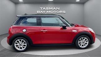 2015 Mini Cooper - Thumbnail
