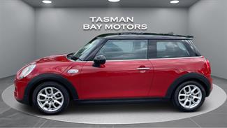 2015 Mini Cooper - Thumbnail