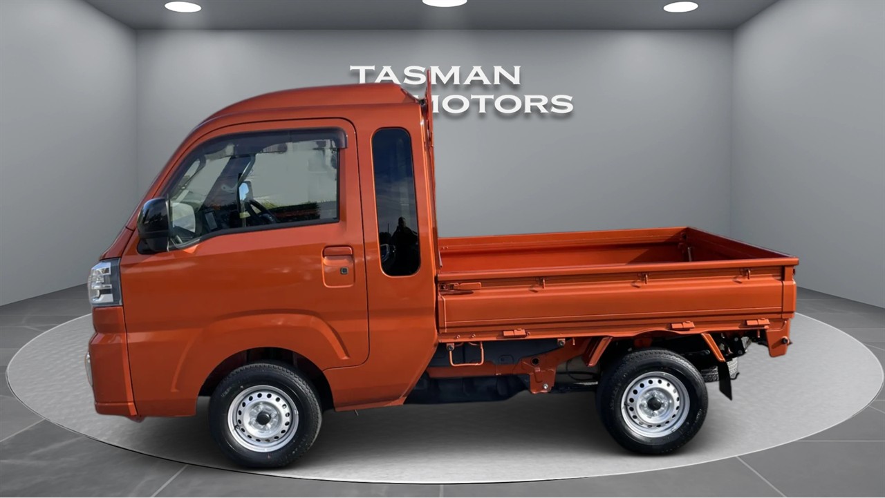 2022 Daihatsu HiJet