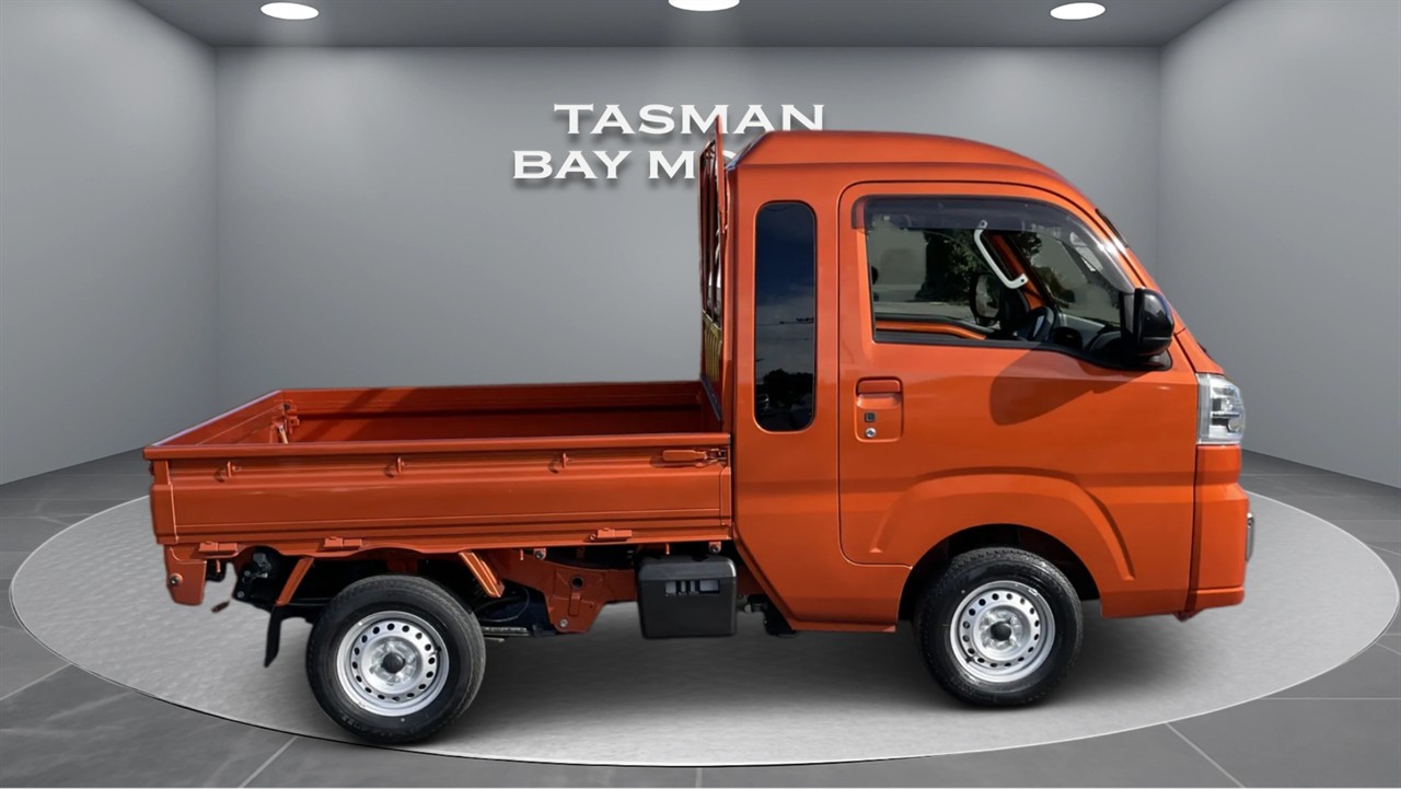 2022 Daihatsu HiJet
