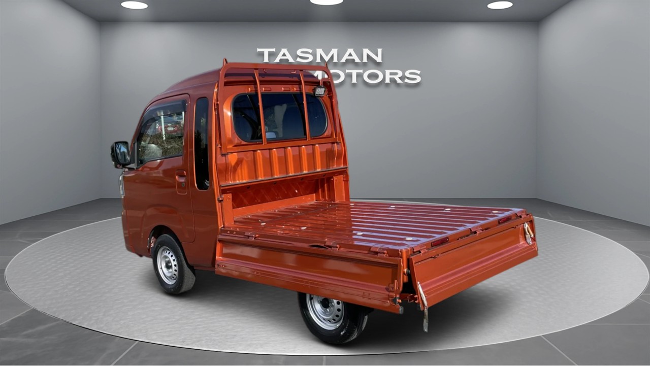 2022 Daihatsu HiJet