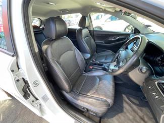 2020 Hyundai i30 - Thumbnail