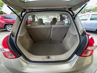 2008 Nissan Tiida - Thumbnail