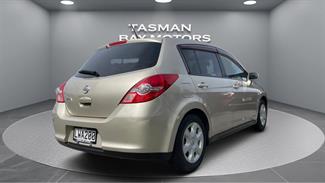 2008 Nissan Tiida - Thumbnail
