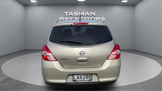 2008 Nissan Tiida - Thumbnail