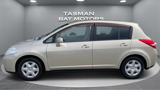 2008 Nissan Tiida - Thumbnail