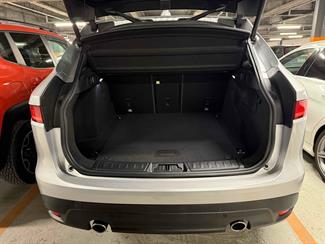 2017 Jaguar F-PACE - Thumbnail
