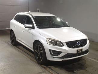 2015 Volvo XC60 - Thumbnail