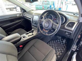 2013 Jeep Grand Cherokee - Thumbnail