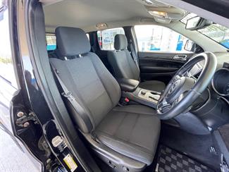 2013 Jeep Grand Cherokee - Thumbnail