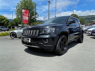 2013 Jeep Grand Cherokee - Thumbnail