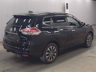 2016 Nissan X-Trail - Thumbnail