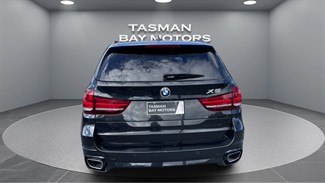 2018 BMW X5 - Thumbnail
