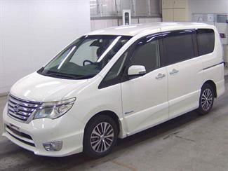 2015 Nissan Serena - Thumbnail