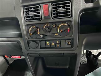 2025 Suzuki Carry - Thumbnail