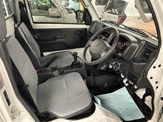 2025 Suzuki Carry - Thumbnail