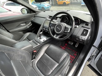 2019 Jaguar E-PACE - Thumbnail