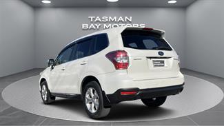 2015 Subaru Forester - Thumbnail