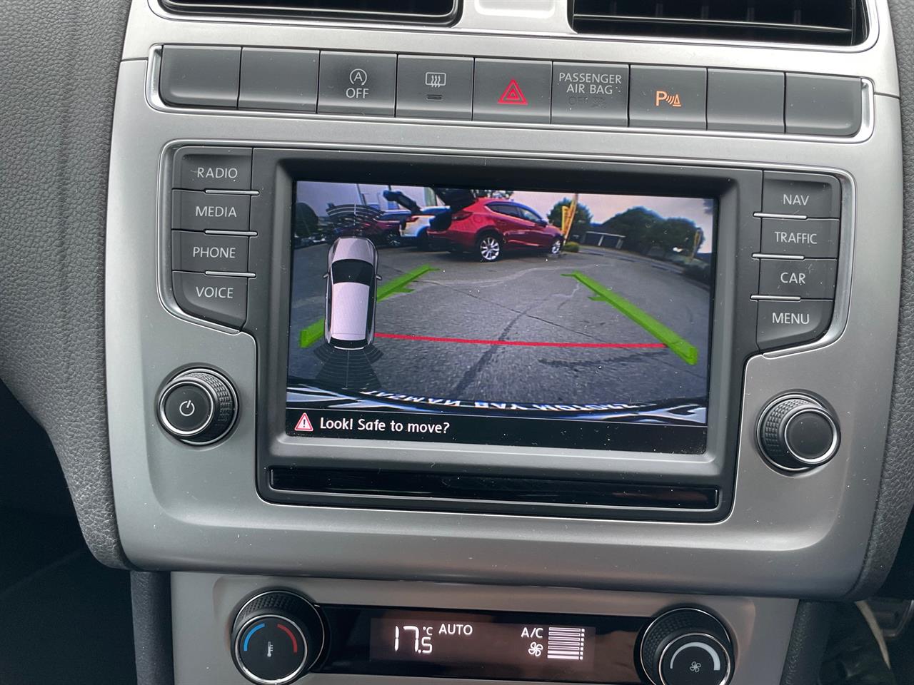 2017 Volkswagen Cross Polo