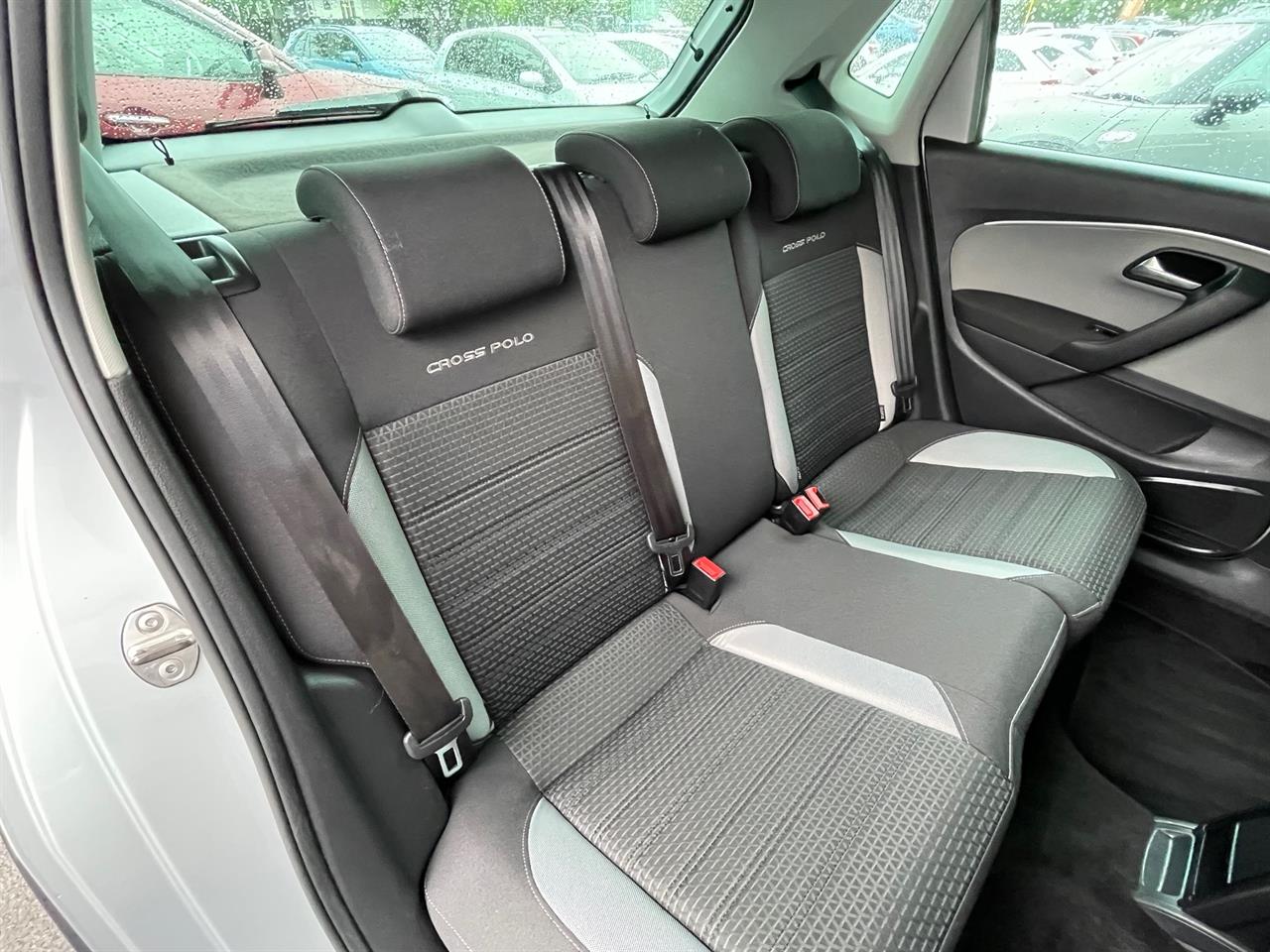 2017 Volkswagen Cross Polo