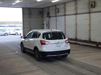 2015 Suzuki SX4 - Thumbnail