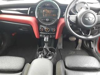 2015 Mini Cooper - Thumbnail