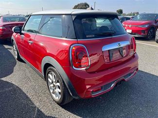 2015 Mini Cooper - Thumbnail